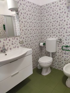 nespolo bagno 1.jpg